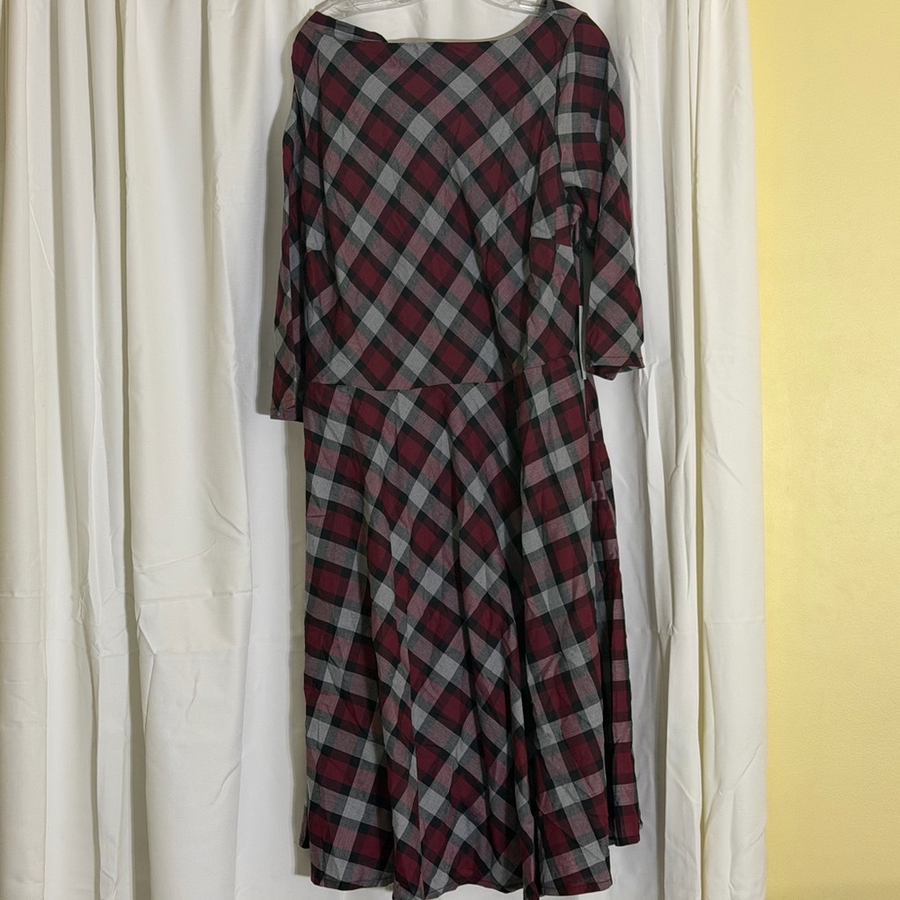 Unique Vintage brand new with tags Plaid Long Sleeve Dress